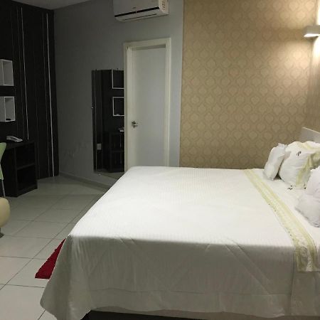 Hotel Master Jequié Esterno foto